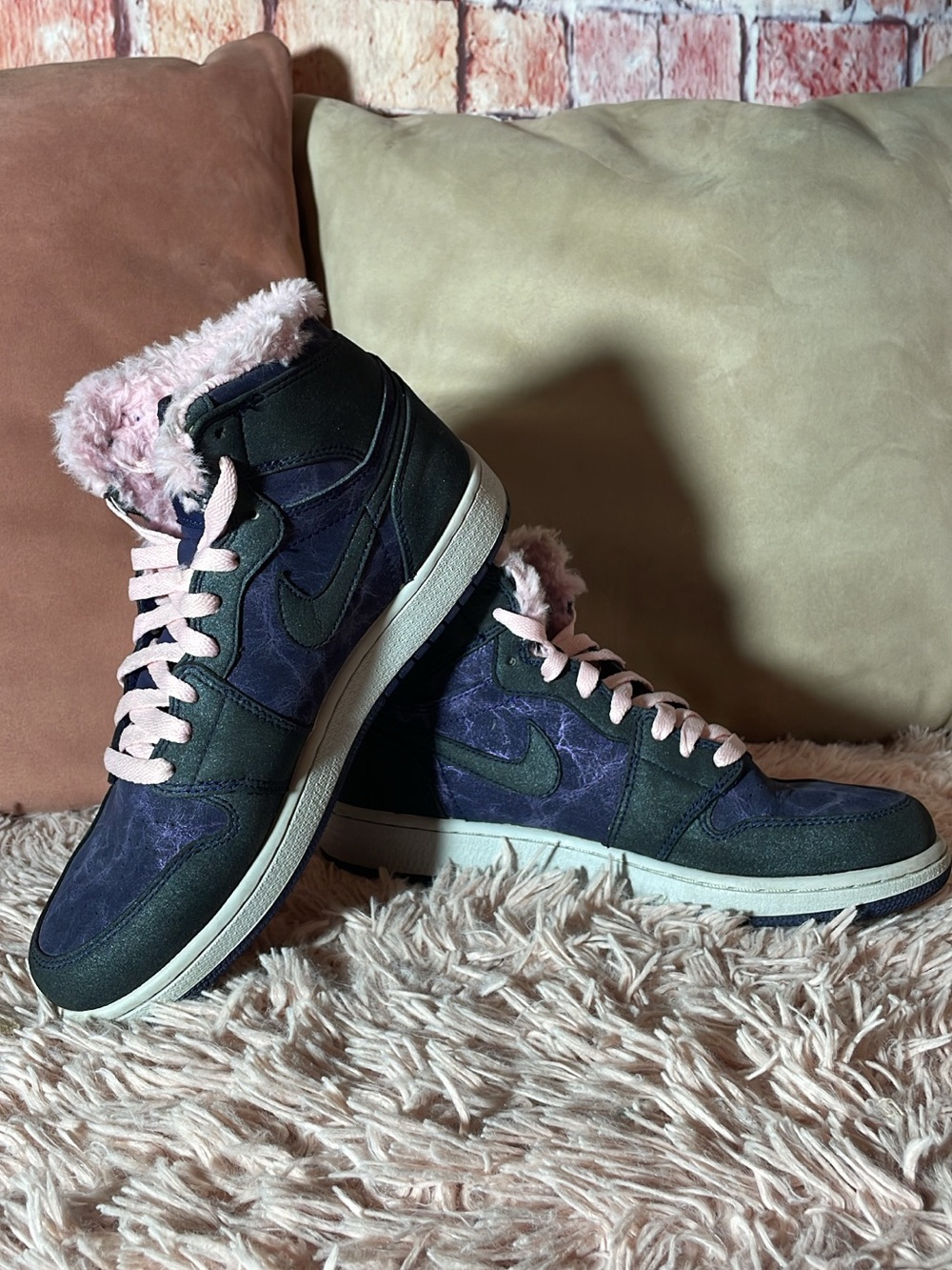 Nina Jordan 1 Retro Hi Prem Purple Pink